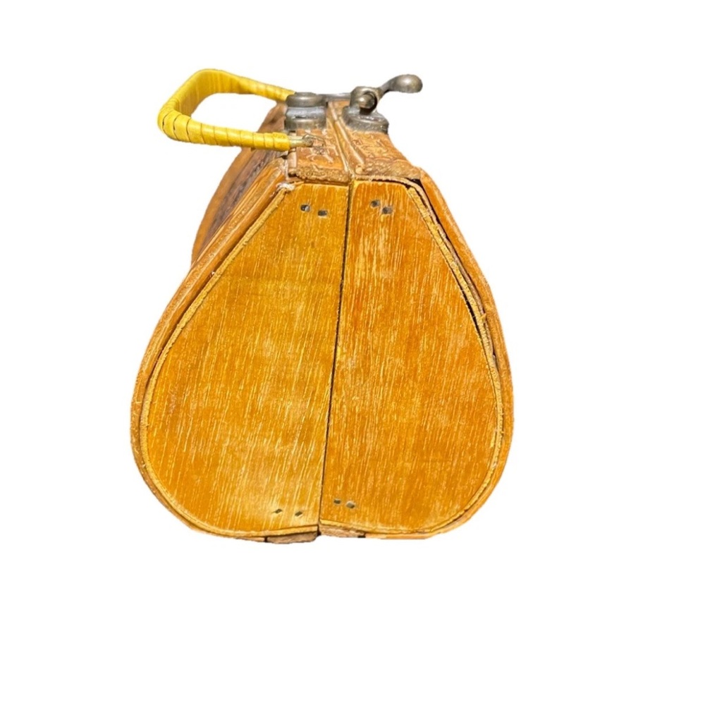 🔥 Vintage 1960’s Mini Floral Embossed Wooden Handbag 4inHx4.5W - Picture 3 of 7